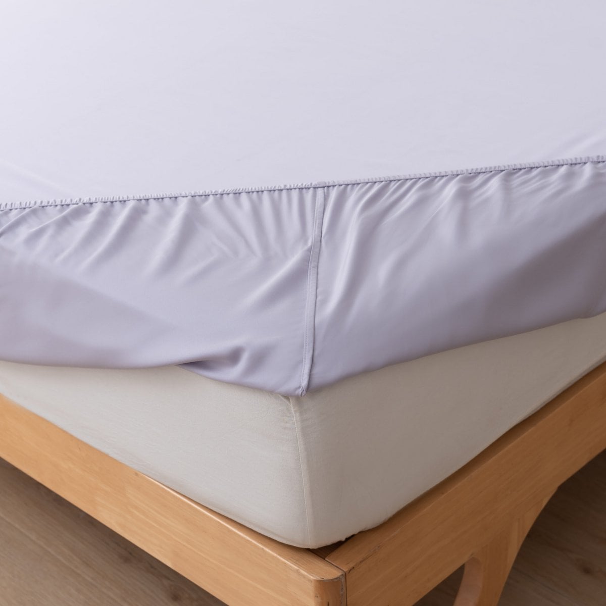 Lavender Mist bamboo fitted sheet on a full bed setup