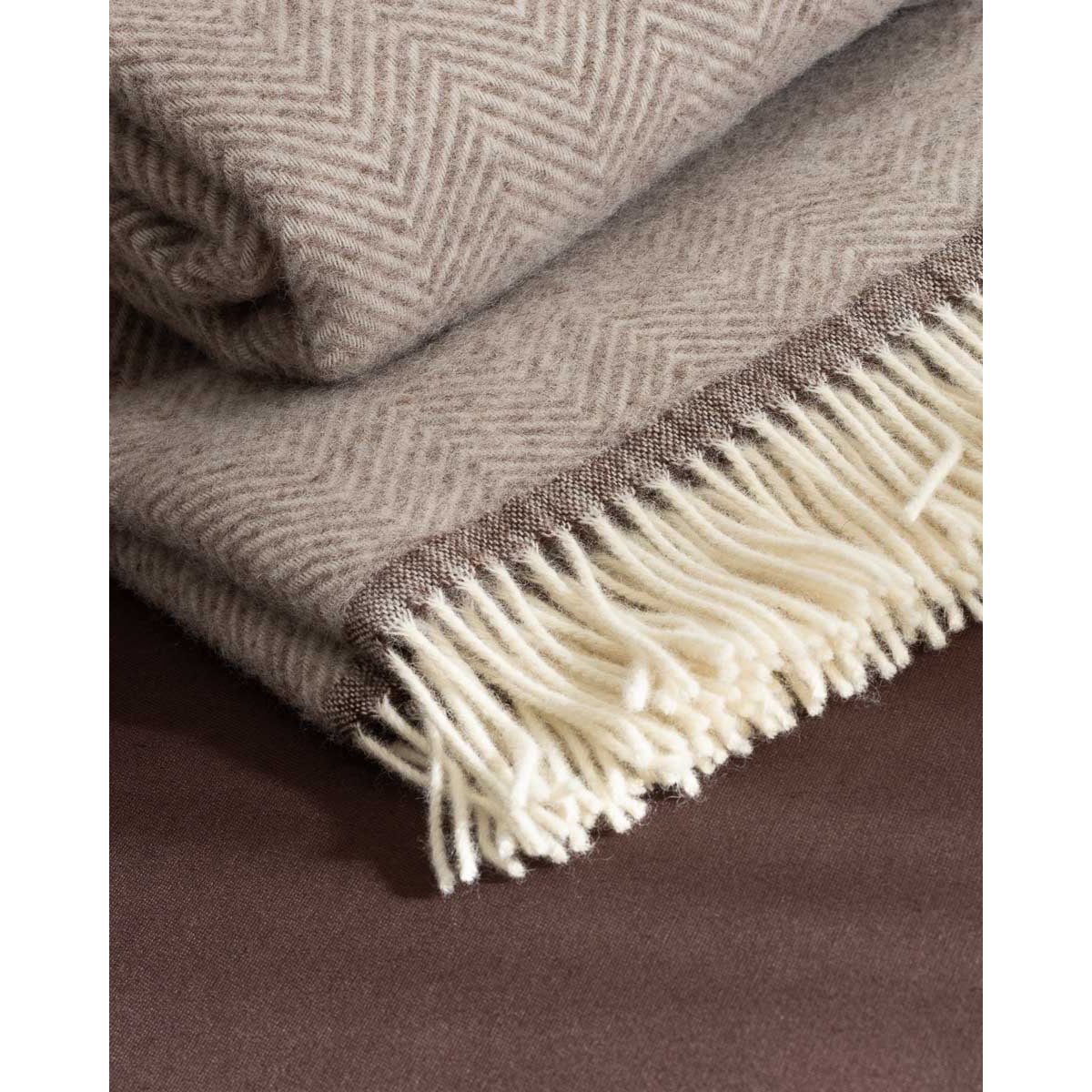 Wool Throw Blanket Denver in beige styled with zigzag pattern