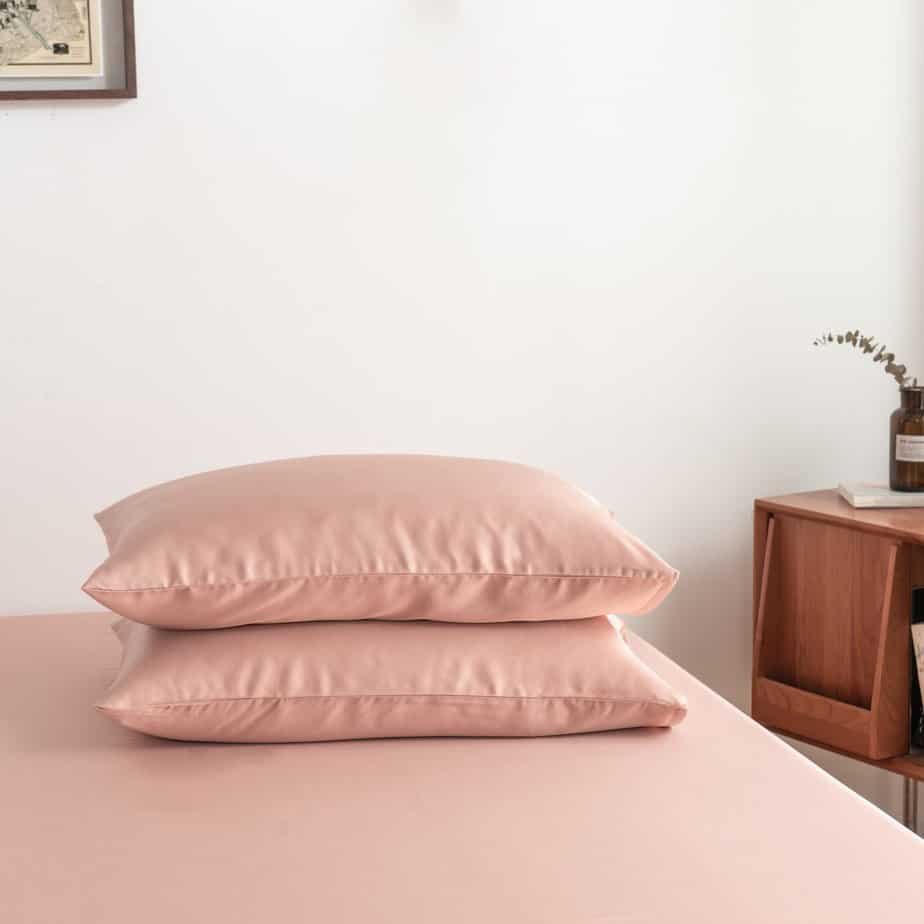 Stacked Cuddle Pink bamboo pillowcases