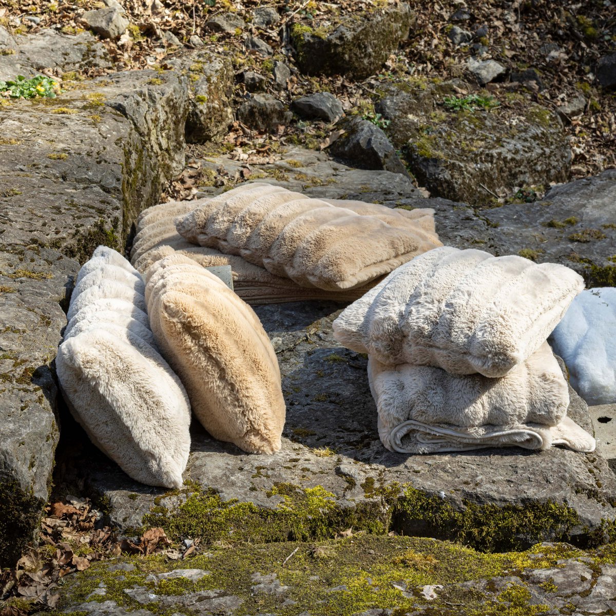 Astrid-sprei in Greige, 180 × 220 cm