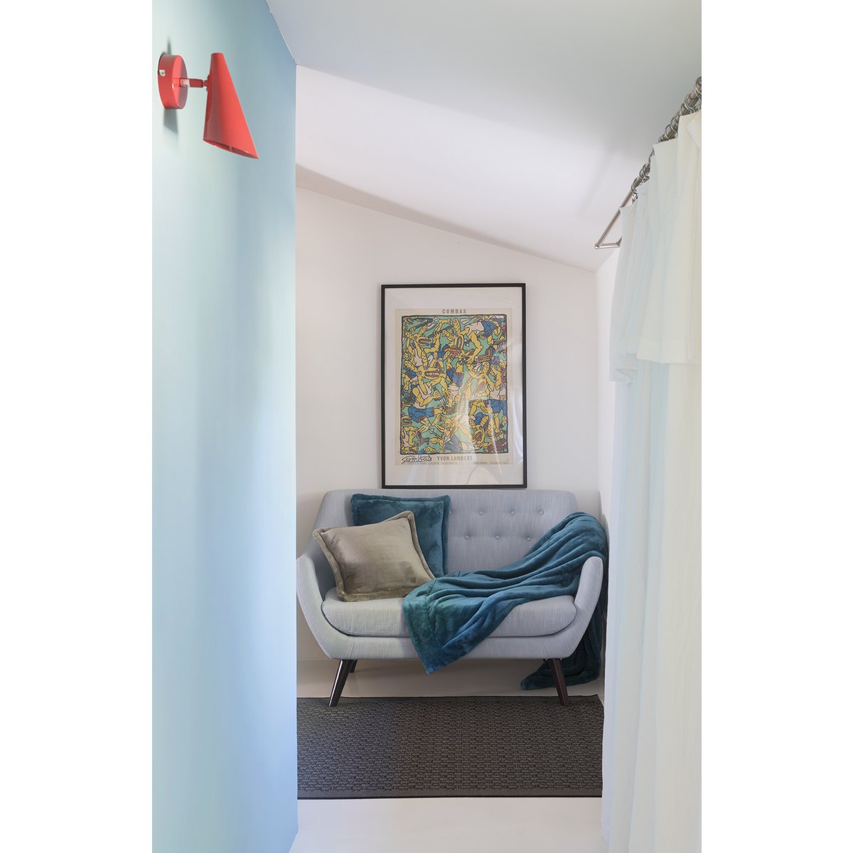 Tender polyester microfibre cushion in peacock, 50×50 cm