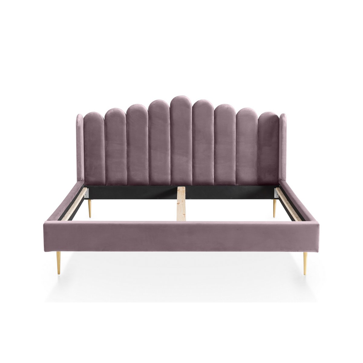 Vue de face du lit coquille en velours violet avec tête de lit en forme de coquille et pieds peints en doré